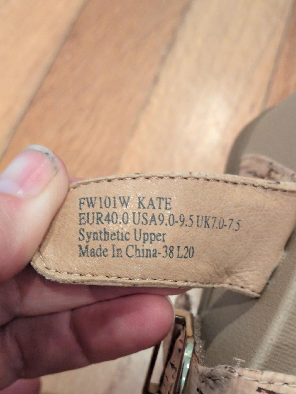 Aetrex Kate Comfort Cork-Style Thong Sandals with Buckle W9 - Picture 7 of 9